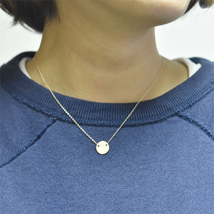 【再入荷】≪by boe≫ バイ・ボーエッチングサークルプレート ゴールドネックレス Delicate Circle Necklace (Gold)【レディース】 ワンマイルコーデ【楽ギフ_包装】