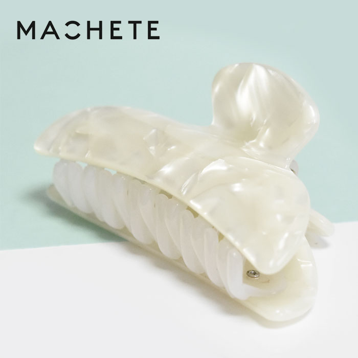 Rakuten - 【待望の最新作】≪MACHETE≫ マシェット ホワイト 白色 オパール シェル 貝がら へアクリップ バナナクリップ バンス クリップ 髪留め まとめ髪 ヘアアクセサリー Midi Heirloom Claw (White Shell) レディース ギフト