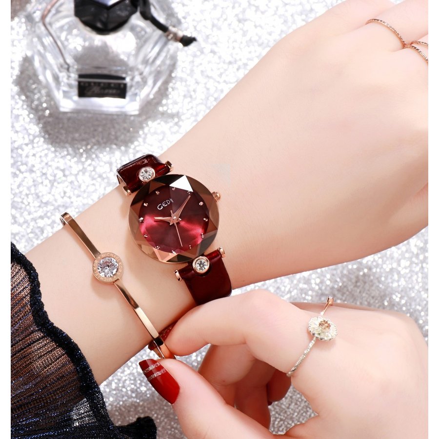 レディー 大ヒット中 ★GEDI★ 人気ブランド★ レディース 腕時計 ウォッチ 防水 女性 誕生日 プレゼント 可愛い オシャレ 7色