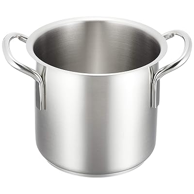 遠藤商事 業務用 (ムラノ) インダクション 寸胴鍋 16cm IH対応 18-8ステンレス AZV7701ブランド色シルバーモデル3932an商品説明【商品概要】サイズ表示(内径cm):16外径×深さ(mm):178×150容量(L): 3.0質量(kg): 1.14板厚(mm):0.8底径(mm):143素材・材質:18-8ステンレス製造国:ベトナムサンドイッチ式三層底 熱伝導率の高いアルミニウムを保温性の高いステンレスで サンドムラ無く均一に、効率よく加熱するのでスピーディーな沸き 上がりを可能にします。【商品説明】【商品詳細】商品種別：寸胴鍋商品名：遠藤商事 業務用 (ムラノ) インダクション 寸胴鍋 16cm IH対応 18-8ステンレス AZV7701製造元：遠藤商事商品番号：3932an商品内容：3 L, 直径 16 cm色：シルバー商品タイプ：IH対応【当店からの連絡】