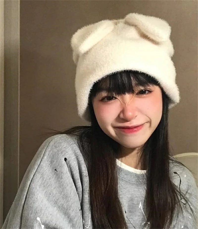 ミソラ雑貨屋のうさぎ帽子 耳が動く 着ぐるみキャップ ふわふわ モコモコ 兎耳 月子帽 動物コスプレ 秋 冬 暖かい 女の子 ぬいぐるみ ふわふわ カップル 防寒帽子 レディース かわいい ファッション｜アングル2