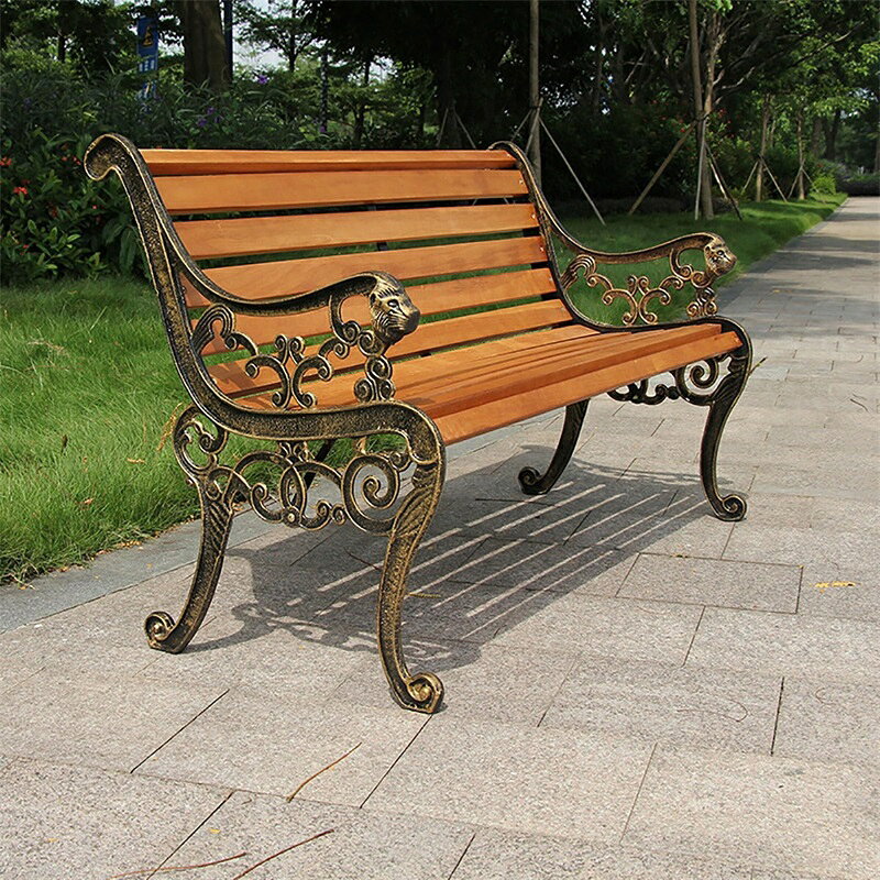 【ガーデンベンチ】：サイズ：125×58×72CM（重量25kg）、150×58×72CM（重量32kg）、180×58×72CM（重量35kg）、耐荷重500KG、2〜4人で使用可能、適切庭園、公園、テラス、バルコニー、屋外用 ? 【高強度ダイカスト鉄プロセス】：ガーデンベンチは高度なダイカスト鉄プロセスを採用し、製品の硬度と強度がトップレベルに達することを保証します。 その構造設計は慎重に計算されており、ベンチは最大 500kg までの優れた耐荷重能力を備えており、安全で快適なユーザーエクスペリエンスを保証します。 ? 【無垢材素材と全体的な保護設計】：ベンチシートは高品質の無垢材で作られており、自然な質感と美しさを表現するだけでなく、耐久性にも優れています。 製品の全体的な設計は屋外環境の課題を考慮しており、ベンチの耐用年数を効果的に延ばすために防水、防湿、日焼け防止のあらゆる技術を使用しており、ベンチの本来の美しさと美しさを維持することができます。庭での機能性を長期間維持します。 ? 【人間工学に基づいたデザインと快適な体験】：ベンチのデザインは人間工学に焦点を当てており、人体の曲線に合わせた背もたれと肘掛けが装備されており、ユーザーに優れたサポートと快適さを提供します。 このため、ベンチは美しい庭の装飾であるだけでなく、人々が屋外でリラックスして時間を楽しむのに理想的な場所になります。 ? 【簡単な組み立てと思いやりのあるアフターサービス】：ベンチの組み立てプロセスは非常に簡単で、製品にはすべての取り付けツールが付属しているため、ユーザーは簡単に組み立てを完了できます。 また、お客様が常に快適にお買い物を楽しんでいただけるよう、お客様はアマゾンにメールで迅速に連絡することができ、丁寧なアフターサービスを提供することをお約束します。 1.ガーデンチェアはダイカスト鉄の脚で設計されており、優れた装飾効果があり、非常に耐久性があり、屋外または屋内スペースに理想的なツールと装飾です。 テラス、庭園、バルコニー、美しいエリアへの設置に最適です。 2. 材料特性: 無垢材ボードの特徴：耐腐食性、防湿性、防カビ性、防水性、耐日光性。 3. ダイカスト鉄技術の特徴: 高強度と硬度、滑らかな表面、耐腐食性、防錆性、耐候性があり、屋内および屋外での使用に適しています。 4. 当社のパティオベンチはダイカスト鉄と無垢材で作られており、屋外での使用に耐える頑丈さと耐久性を備えています。 屋外スペースでの天候の影響に耐えることができます。 中型の大人3人が同時に使用できます。 5.優れた仕上がり。作業台全体が滑らかで、鋭利な部分やバリがありません。 見た目もスタイリッシュで、空間を飾るだけでなく、疲れた後の休憩場所としてもお使いいただけます。 6. 快適なガーデンパティオの座席は、どんな空間にも簡単に溶け込むすっきりとしたラインが特徴です。 製品説明 製品名: 屋外レジャーパークチェア/屋外中庭ベンチ 製品重量: 25/32/35KG 製品パラメータ: 125cm/150cm/180cm×58cm×72cm 製品の材質：鉄 材質：金属/丸太 固定方法：拡張ネジで固定 アフターサービス：配送中に問題が発生した場合は、カスタマーサービスに直接ご連絡ください。すぐに対応させていただきます。 使用シナリオ: コミュニティ、公園、広場、歩行者専用道路、景勝地、キャンパスなど。 アトリウム、バルコニー、中庭、ユニット、通りなどの場所 パッケージリスト: ガーデンベンチとすべての設置ツール ノート： 1.製品のサイズは手動で測定されているため、1〜2CMの誤差が生じる場合があります。 実際の商品をご参照ください。 2.色について：表示方法の違いにより、色が若干異なる場合があります。 詳細は実際の商品をご確認ください。