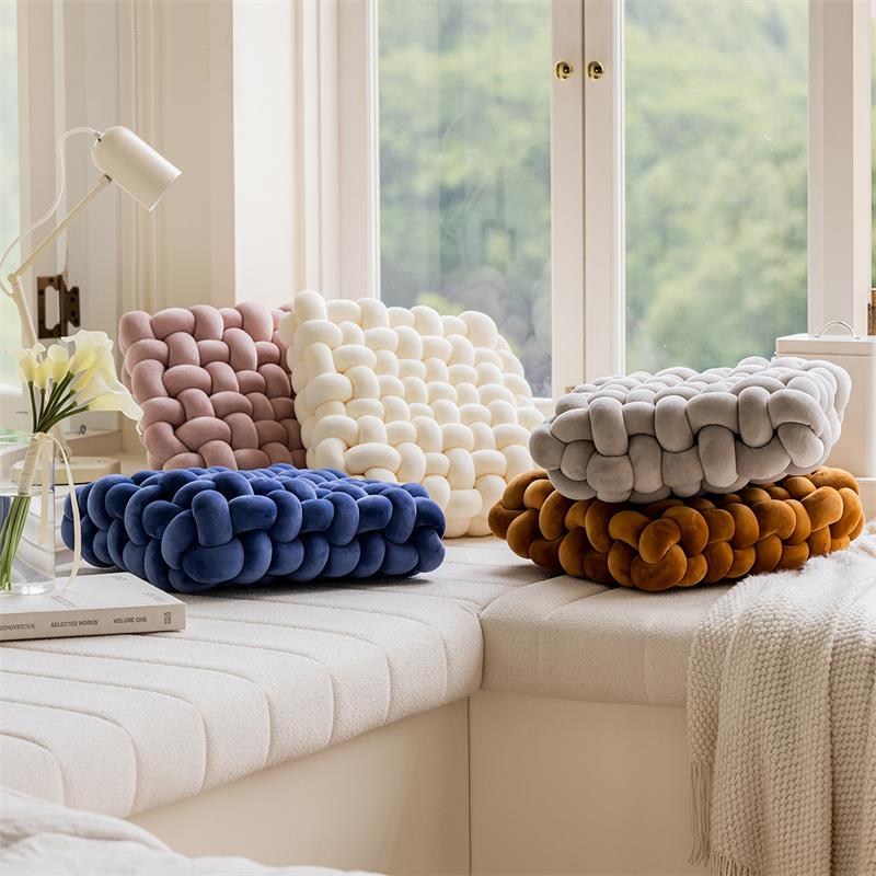 座布団 クッション 30*33*12cm フロアクッション 北欧 チェアパッド ソファー 椅子用 おしゃれ 和室 抱き枕 チェアクッション 床 車 オフィス イス 座る ベッド かわいい ざぶとん 分厚い 大人 子供 在宅 テレワーク 読書 正座 疲れない 新築祝い 引っ越し祝い プレゼント 春