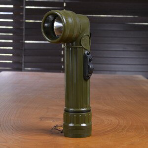 軍放出品 L型ライト TL122D フランス軍 デッドストック