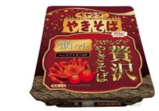 ペヤング ペヤング一贅沢やきそば 蟹トマト味 119gの画像