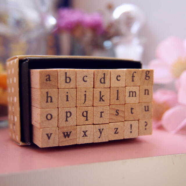 こどものかお 文字スタンプJ 1202002の写真